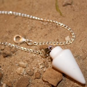 Pendulum/Bracelet White Quartz